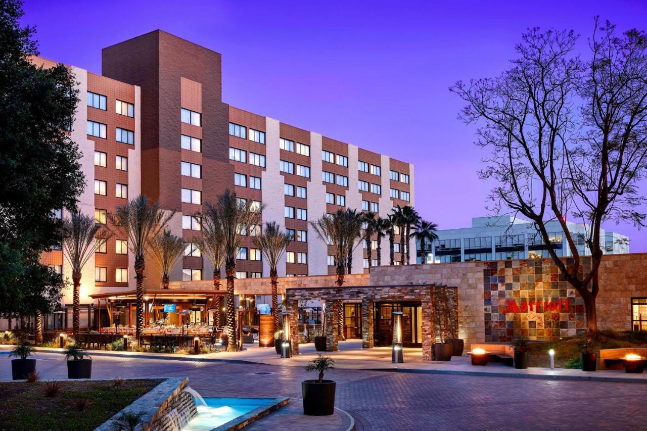 Los Angeles Marriott Burbank Airport Bagian luar foto