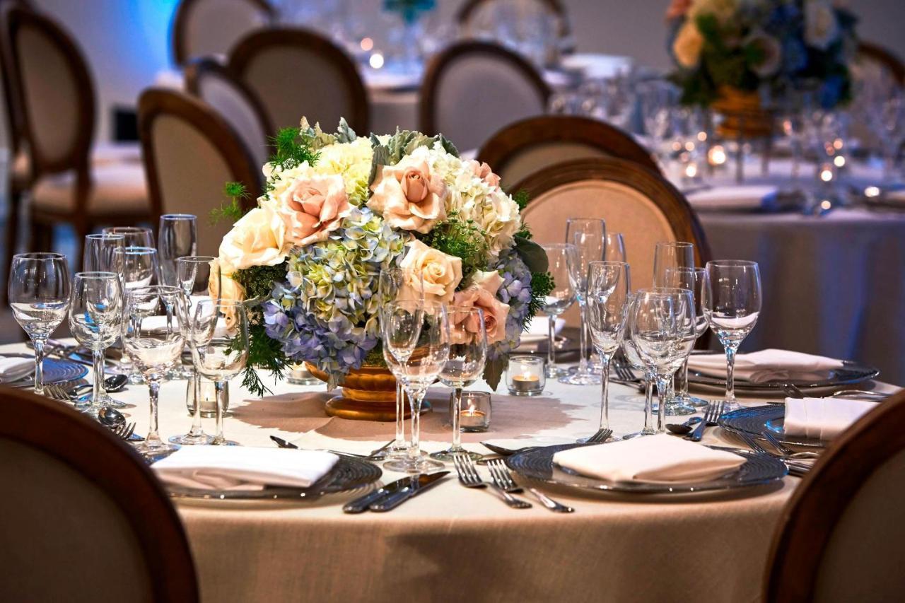 Los Angeles Marriott Burbank Airport Bagian luar foto
