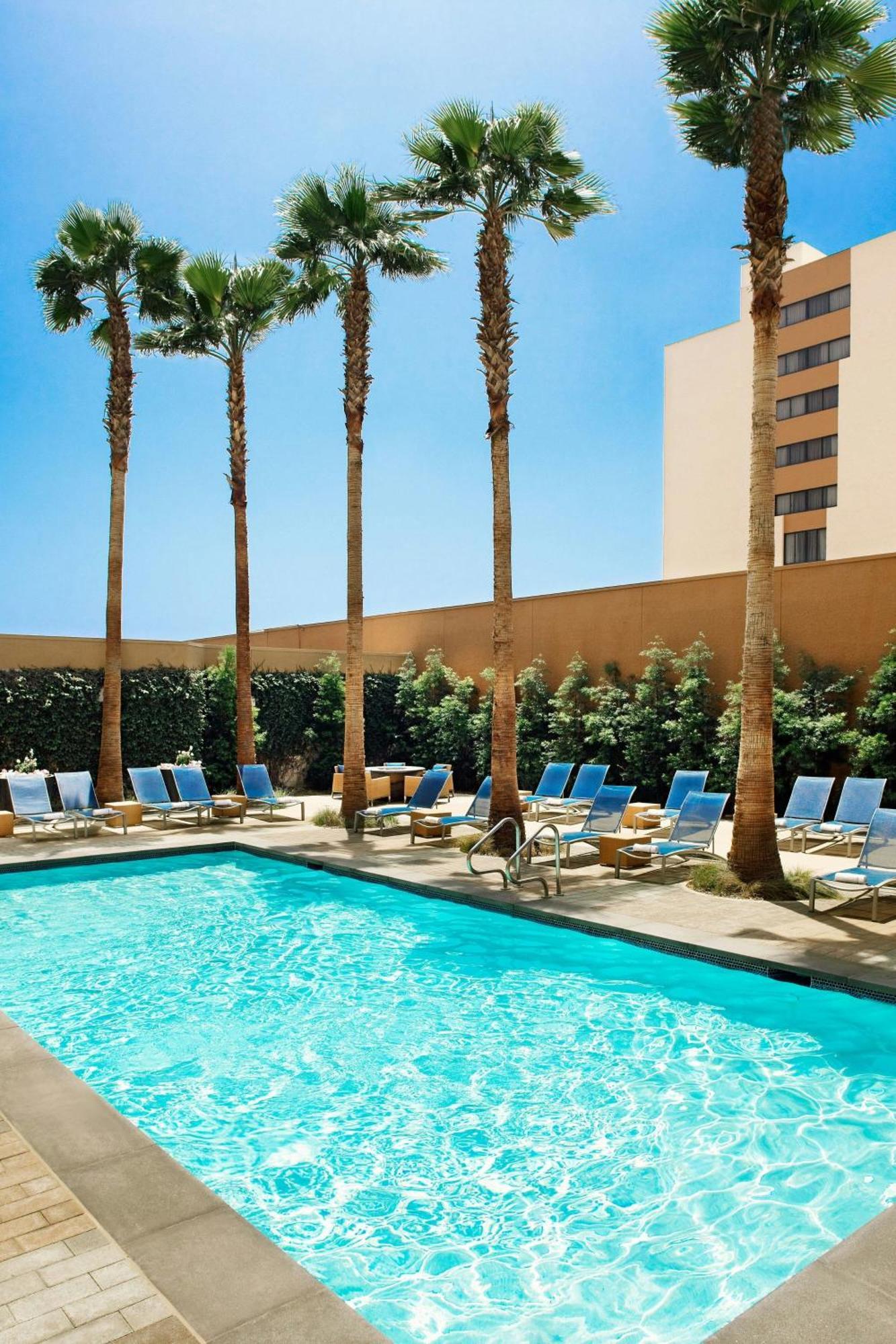 Los Angeles Marriott Burbank Airport Bagian luar foto