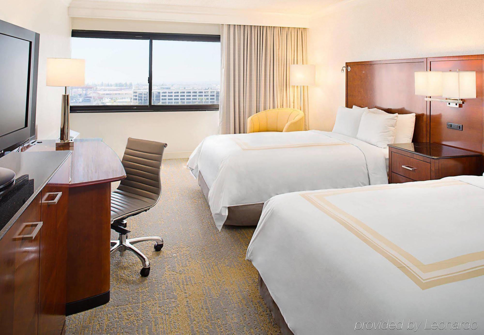 Los Angeles Marriott Burbank Airport Bagian luar foto