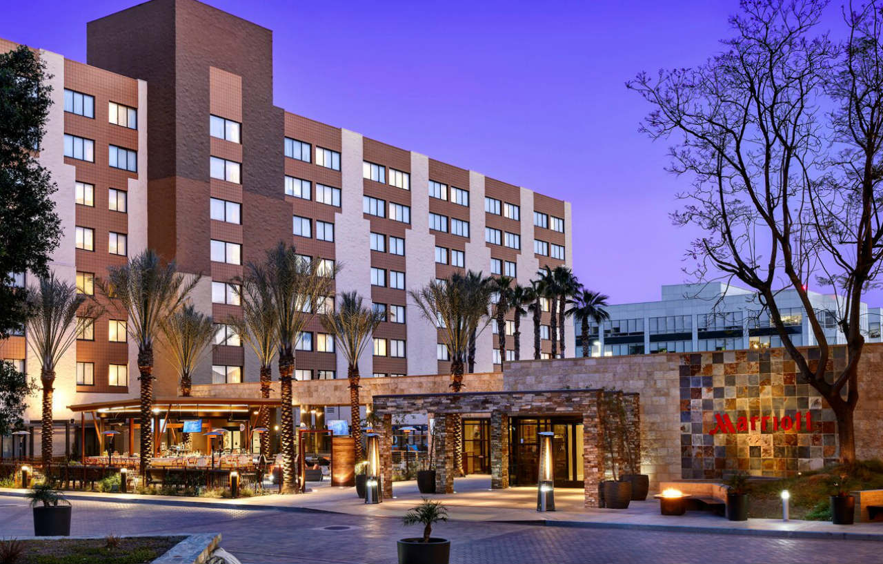 Los Angeles Marriott Burbank Airport Bagian luar foto